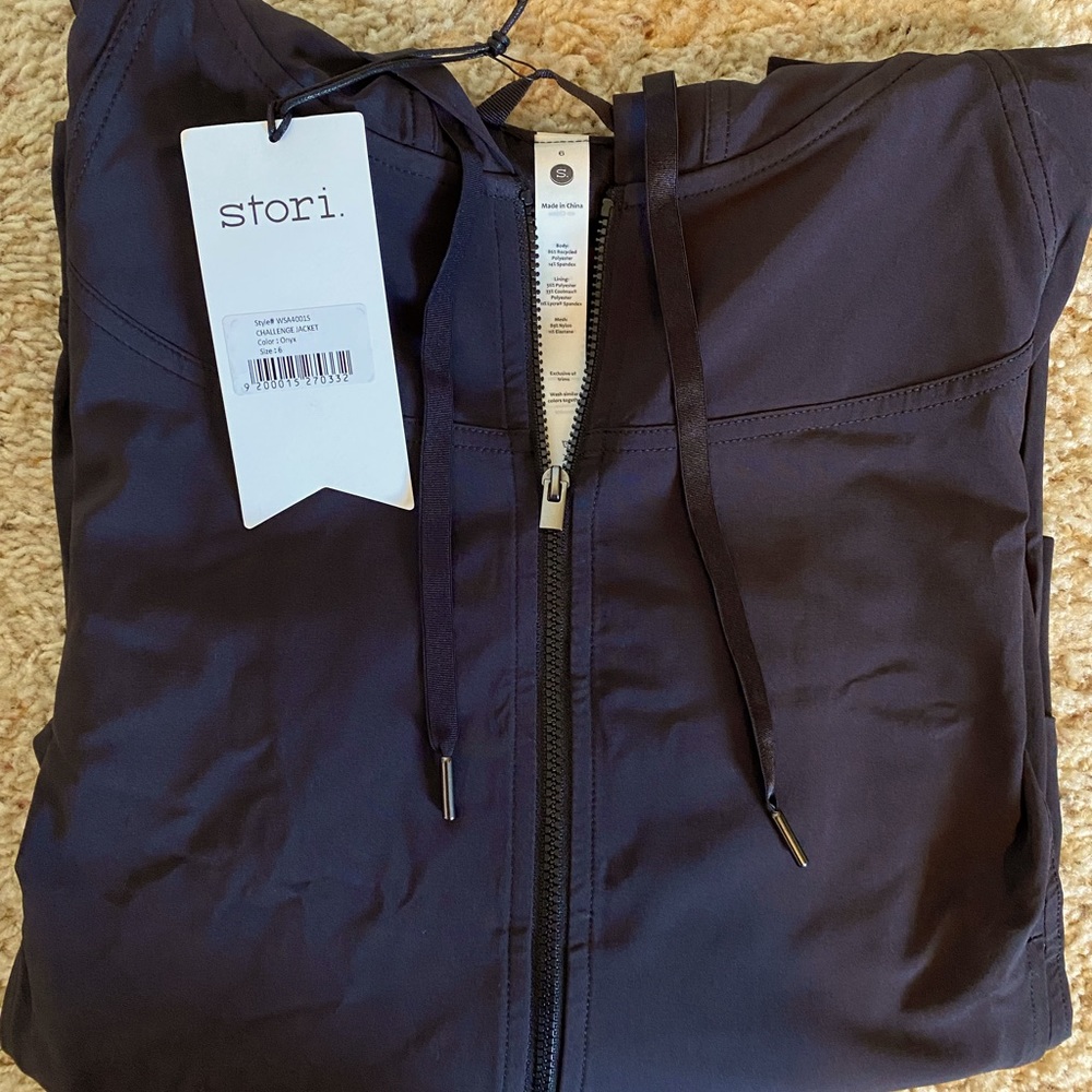 Stori by Katy Hearn Challenge jacket in Onyx size 6 brand new with tags.